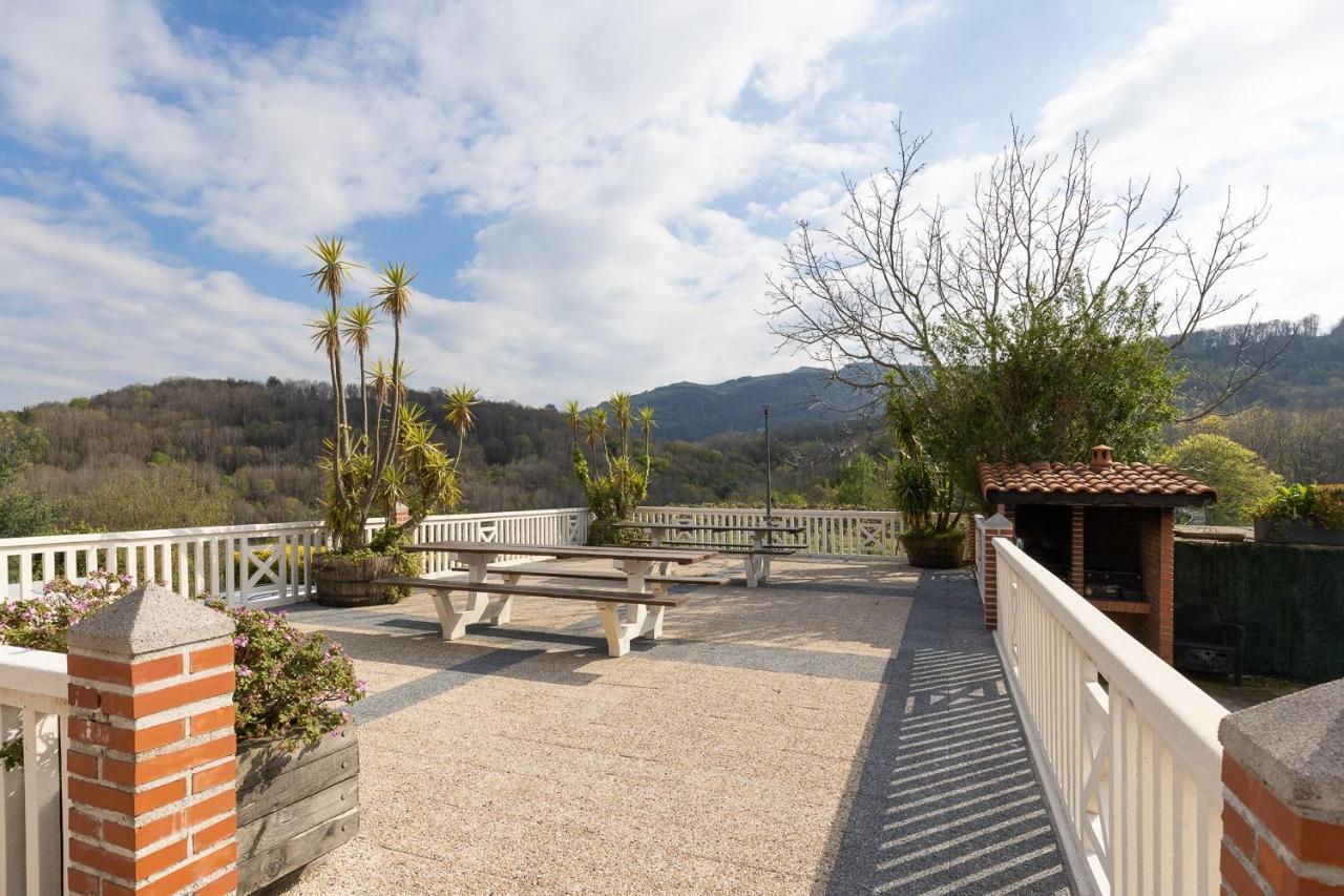 Aia Agroturismo Landarbide Zahar מראה חיצוני תמונה